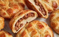 叉燒菠蘿包 Roast pork Pineapple bun